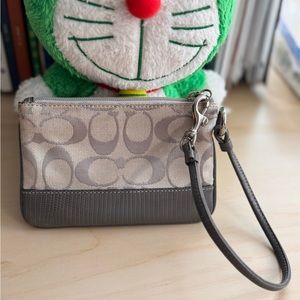 Coach 4”x 6”leather zip wristlet